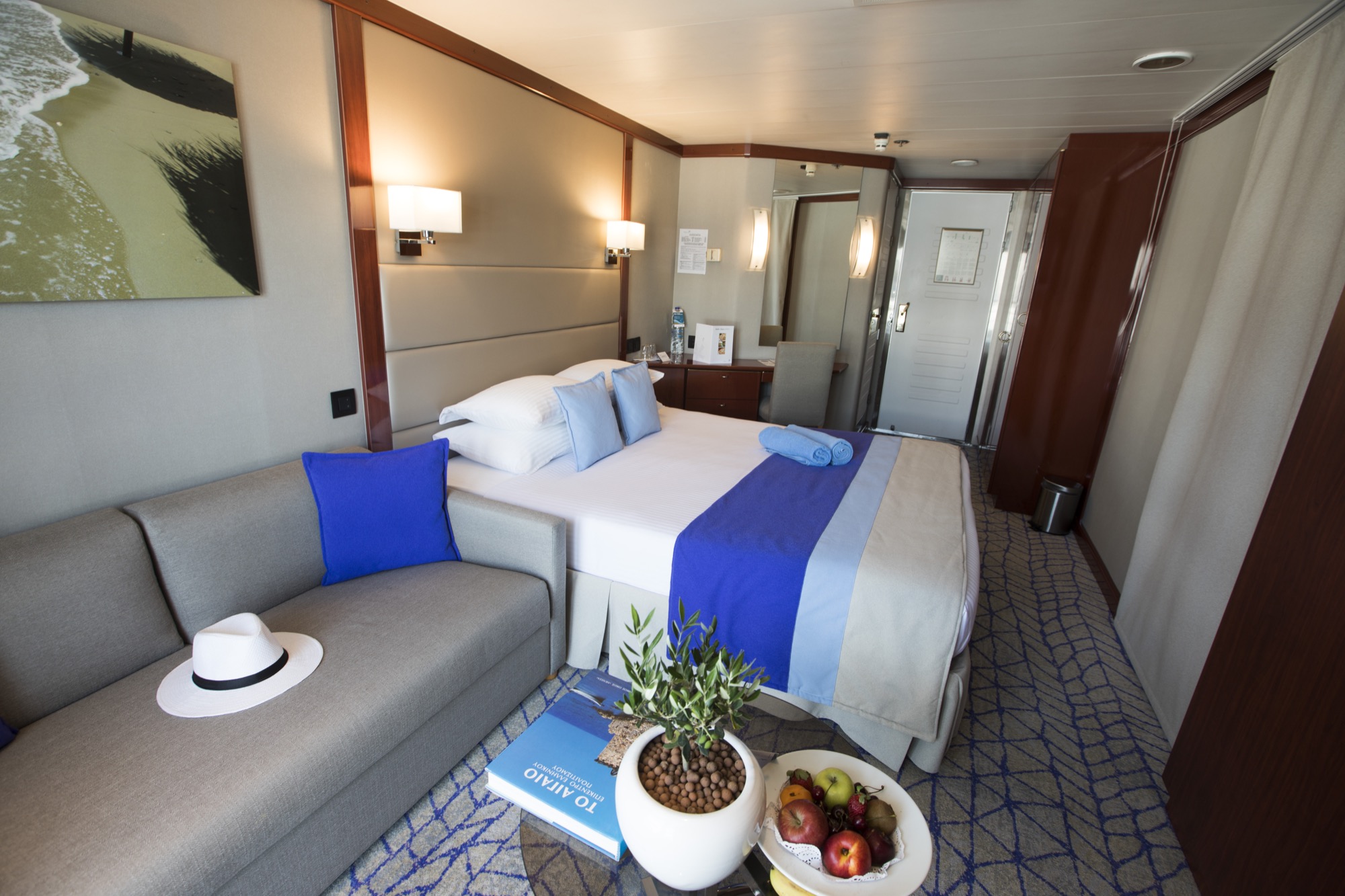 Celestyal Crystal Accommodation Junior Balcony Suite 4.jpg